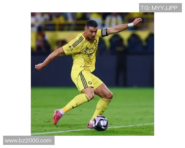 C罗批评曼联训练设施落后，曼联主帅阿莫里姆回应：球队已进入重建阶段并积极备战新赛季